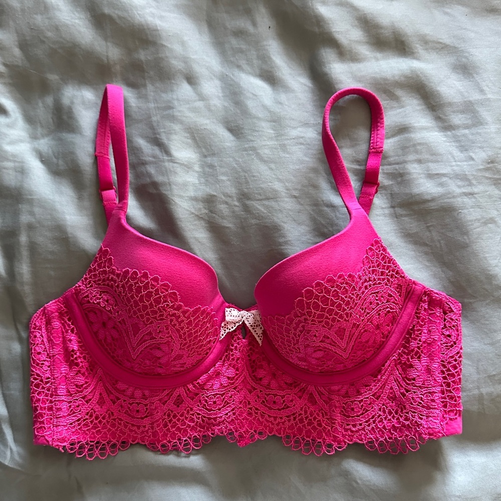 Body by Victoria lined Demi bra, 32B